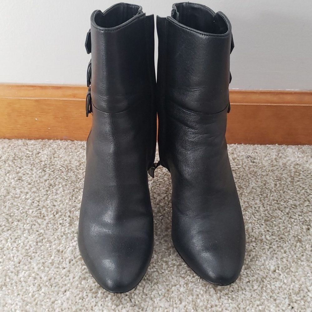 NINE WEST Petti Leather 3 Buckle Short Shaft Stilletto Boot Black womens 6